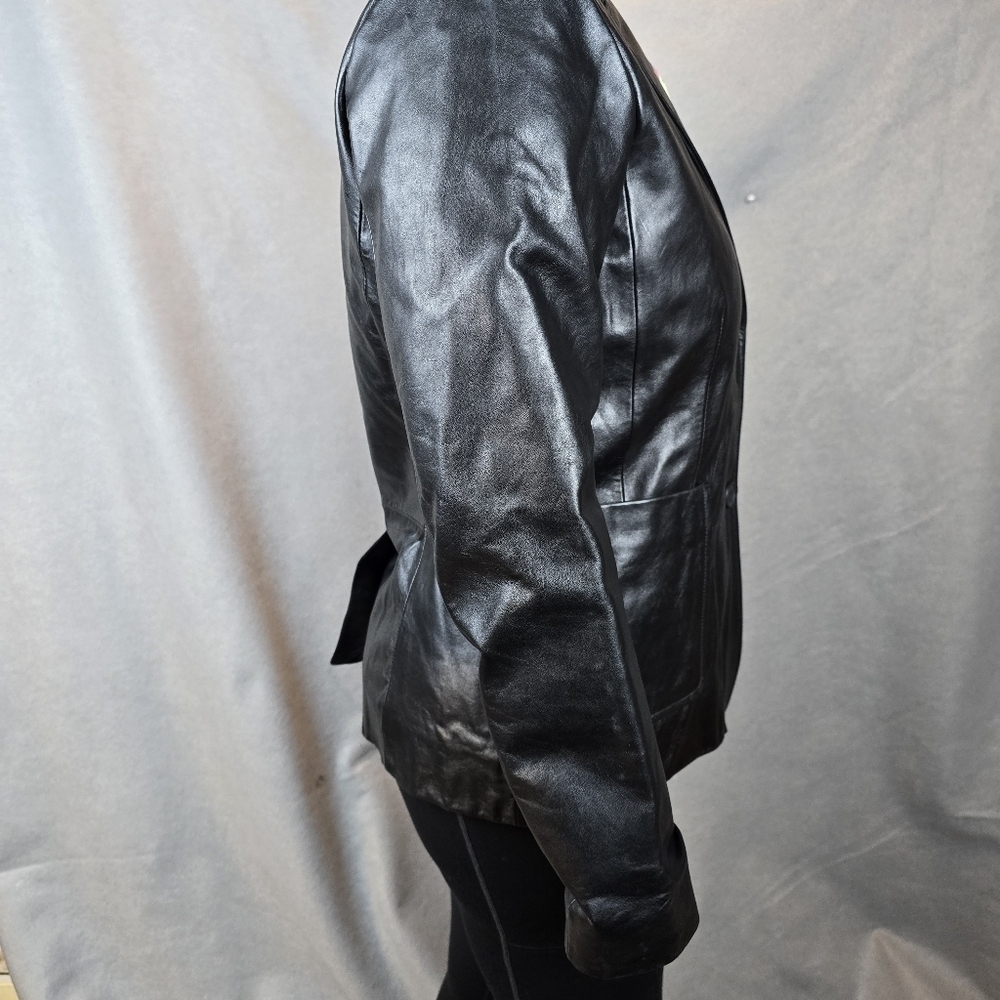 Gap leather black jacket woman's size 8  Great Qulity Leather - Picture 5 of 5